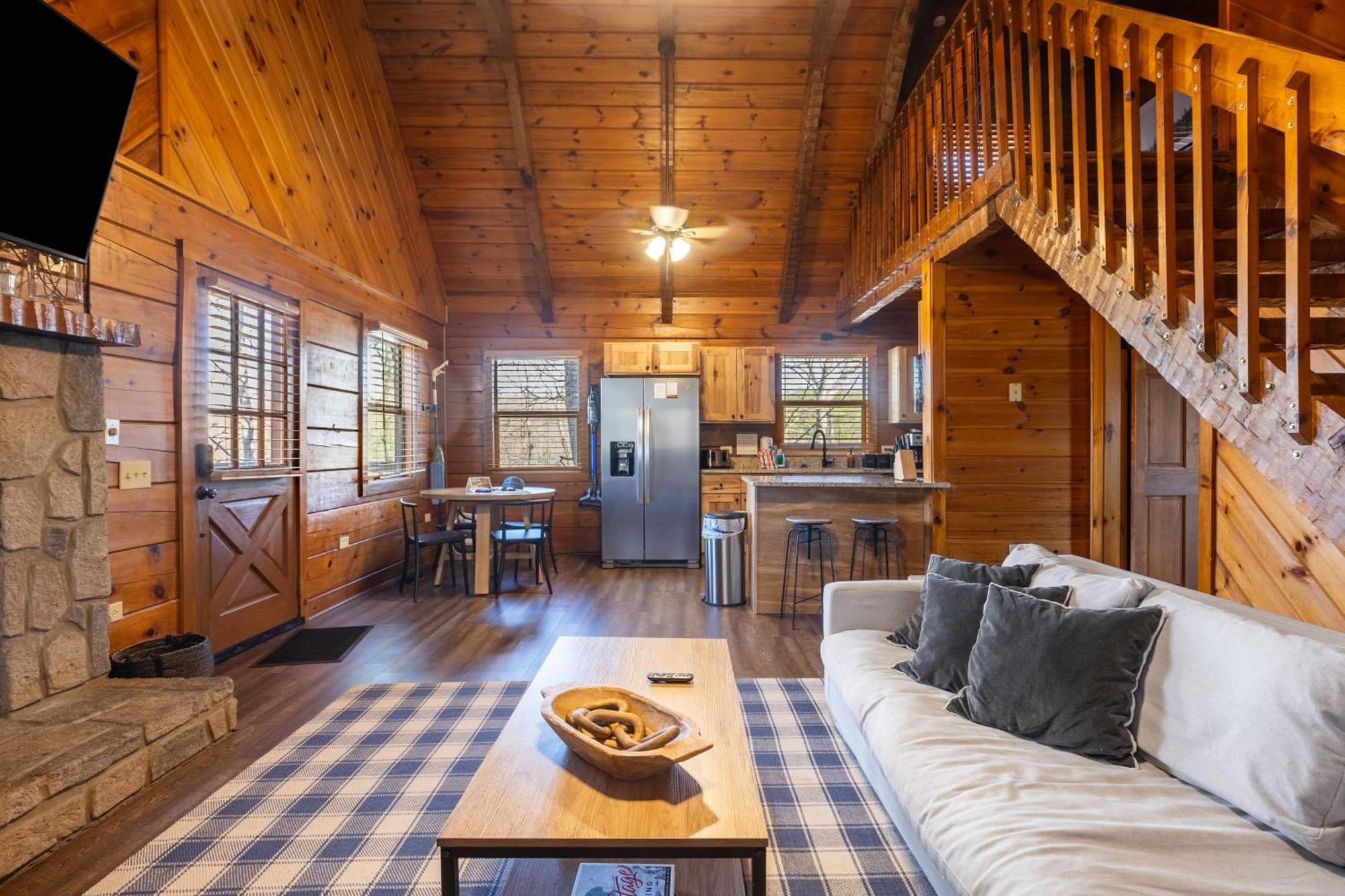Dudley II By Avantstay Comfortable Cabin W Hot Tub Views Pigeon Forge Exteriér fotografie
